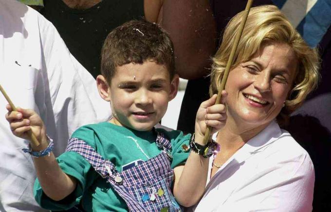 Elián González ja esindaja Ileana Ros-Lehtinen