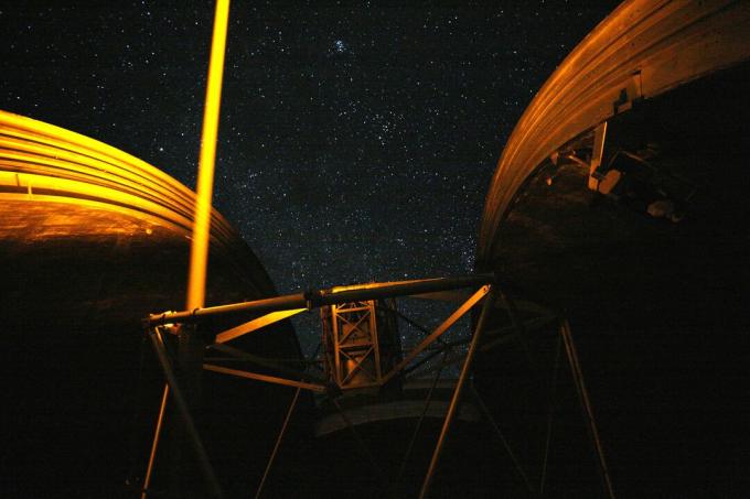 Kecki observatooriumi laserjuhtiv täht.