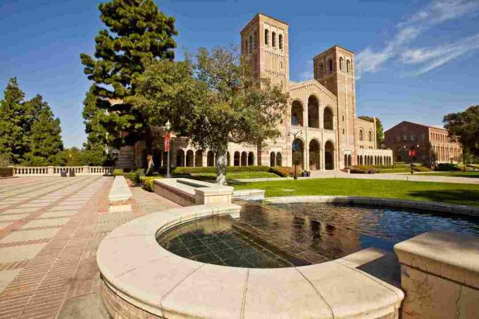 California ülikool, Los Angeles (UCLA)