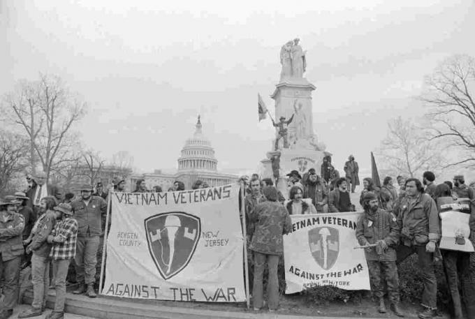 Foto Vietnami veteranide protestist sõja vastu