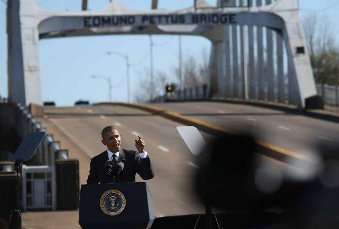 President Barack Obama meenutab Verist pühapäeva Selmas.
